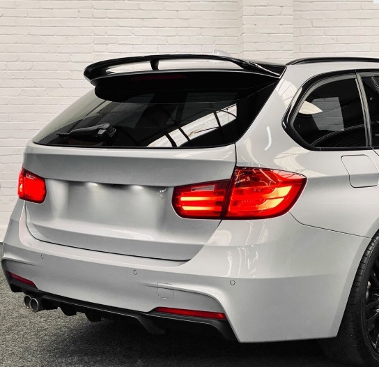 BMW F31 Kattospoileri (kiiltävä musta)